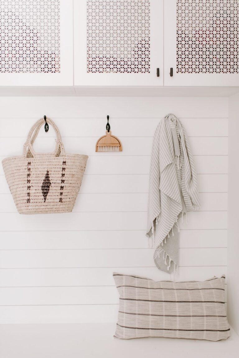 How to Style an Entryway